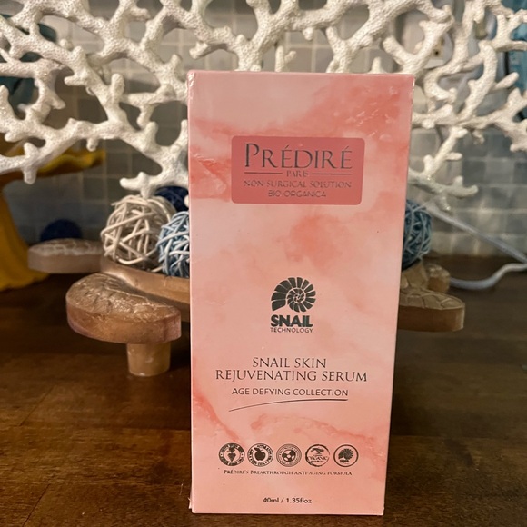 Snail Skin Rejuvenating Serum